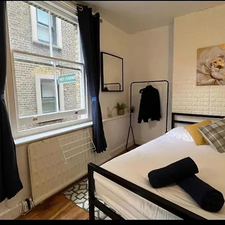 Room In Oxford Street Londra Esterno foto
