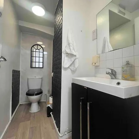 Room In Oxford Street Londra Esterno foto